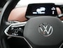 Volkswagen ID.4 Pro 77 kWh incl autom. wegklapbare trekhaak | Glazen panorama dak | Apple Carplay | Navigatie | Autom. wegklapbare trekhaak | Parkeersensoren voor en achter | Achteruitrij camera | Electr.bedienbare voorstoelen | Wifi | Warmtewerende v