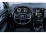 Volvo XC40 1.5 T3 Momentum | Navigatie | Camera | Park Assist | Zitverlenging | Lane Keeping Assist | Road Sign Information | Trekhaak | 18" LM