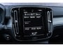 Volvo XC40 1.5 T3 Momentum | Navigatie | Camera | Park Assist | Zitverlenging | Lane Keeping Assist | Road Sign Information | Trekhaak | 18" LM