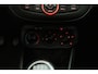 Opel Corsa 1.2 2015 | Cruise Control | Lichtmetalen Velgen | Elektrische Ramen | Spraakbediening | Multifunctioneel Stuurwiel | Boekjes | 2 Sleutels