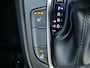 Hyundai Kona 1.6 GDI HEV Comfort Automaat / Dealer onderhouden / Trekhaak afneembaar / Trekgewicht 1300 Kg / Stuur en Stoel verwarming / Navigatie via Apple Carplay Android Auto / Achteruitrijcamera / Draadloze telefoon lader /