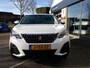 Peugeot 3008 1.2 130pk S&S Access TREKHAAK | Cruise control | AIRCO | Bluetooth | Parkeersensoren achter | LM-velgen 17inch | ALLSEASONBANDEN