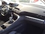 Peugeot 3008 1.2 130pk S&S Access TREKHAAK | Cruise control | AIRCO | Bluetooth | Parkeersensoren achter | LM-velgen 17inch | ALLSEASONBANDEN