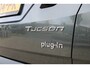 Hyundai Tucson 1.6 T-GDI PHEV Comfort Smart 4WD Demo Deal: 299,- p/m !! | Cruise control adaptief met Stop&Go | Elektrisch bedienbare achterklep met sensorsturing | Voorstoelen verwarmd
