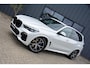 BMW X5 XDrive45e High Executive M Sport * Pano * HeadUp * Luchtvering * Trekhaak * 21" * Zonnerollo's * Zeer mooi * 1e eigenaar