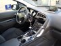 Peugeot 3008 STYLE 1.2PT-130PK TREKHAAK | Navigatie | Cruise & Climate control | Achteruitrijcamera | Panoramadak | Parkeersensoren | Bluetooth | LMV17inch