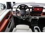 Volkswagen ID. Buzz 204pk 1st Max 77kWh | Trekhaak | Elektrische Schuifdeuren | Navigatie | App Connect | Achteruitrijcamera | Elektrische Achterklep | ErgoActive Stoelen
