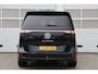 Volkswagen ID. Buzz 204pk 1st Max 77kWh | Trekhaak | Elektrische Schuifdeuren | Navigatie | App Connect | Achteruitrijcamera | Elektrische Achterklep | ErgoActive Stoelen