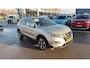 Nissan Qashqai 1.3 DIG-T Tekna | 160Pk! | 1500Kg Trekgewicht | Trekhaak | Stoelverwarming | Elektrisch Verstelbare Stoel | 360° Camera | Cruise Control | Panoramadak | Navigatie |