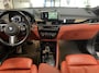 BMW X2 sDrive20i M-sport Automaat | Panoramadak | Adaptieve cruise control | DAB radio | LED verlichting | Rode leren bekleding | Getint glas | HiFi installatie | Achteruitrijcamera | Parkeersensoren voor en achter