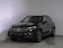 Mercedes-Benz GLC 300 e 4MATIC AMG Plug-In Hybride Edition AMG-Line | Panorama Schuif-Kanteldak | Alarm Klasse 3 | Trekhaak| Digital Licht | Night Pakket | Stuur en Stoelverwarming. Inclusief 24 maanden MB Certified garantie voor Europa.