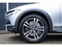 Volvo V90 Cross Country 2.0 T5 Pro | Bowers & Wilkins Hifi | Panoramisch schuif-/kanteldak | Massagestoelen | Luchtvering | All season banden | Geventileerde stoelen | BLIS | Adaptieve Cruise Control | 360 graden Camera |