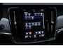 Volvo V90 Cross Country 2.0 T5 Pro | Bowers & Wilkins Hifi | Panoramisch schuif-/kanteldak | Massagestoelen | Luchtvering | All season banden | Geventileerde stoelen | BLIS | Adaptieve Cruise Control | 360 graden Camera |