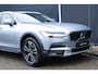 Volvo V90 Cross Country 2.0 T5 Pro | Bowers & Wilkins Hifi | Panoramisch schuif-/kanteldak | Massagestoelen | Luchtvering | All season banden | Geventileerde stoelen | BLIS | Adaptieve Cruise Control | 360 graden Camera |