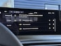 Peugeot E-3008 GT Avantage 210 73 kWh | Adaptive Cruise Control | Stoelmassage/-verwarming | Parkeercamera/-sensoren | Draadloze telefoonlader | Full LED | Panoramadak | Apple Carplay/Android Auto | Alcantara | Elektrische stoelverstelling | Elektrische kofferklep |