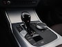 BMW 3-Serie 320e M Sport | Leder | Adaptive cruise | Stoelverwarming | Camera | Keyless | Carplay | Sportstoelen | Live Cockpit | Navigatie | Full LED | PHEV | Plug In
