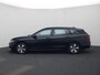 Volkswagen Passat Variant 1.5eTSI/150PK DSG · Navigatie · Camera · Stoel- & stuurverwarming · Apple/Android Car Play · Garantie tot mei 2026