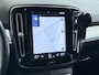 Volvo XC40 2.0 T5 AWD AUT-8 Leer-Contour+verwarmd Intro-Edition Adap.Cruise Camera Apple Carplay Navi Ecc DAB Pdc Intro Edition Keyless Lmv 19" Elek.Achterklep Lane Keeping BLIS Cross Traffic Alert Road Sign Info Pilot Assist Zeer complete unieke XC40 € 60.000 nieuw! 2.100kg trekvermogen!
