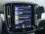 Volvo XC40 2.0 T5 AWD AUT-8 Leer-Contour+verwarmd Intro-Edition Adap.Cruise Camera Apple Carplay Navi Ecc DAB Pdc Intro Edition Keyless Lmv 19" Elek.Achterklep Lane Keeping BLIS Cross Traffic Alert Road Sign Info Pilot Assist Zeer complete unieke XC40 € 60.000 nieuw! 2.100kg trekvermogen!
