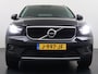 Volvo XC40 2.0 T5 AWD AUT-8 Leer-Contour+verwarmd Intro-Edition Adap.Cruise Camera Apple Carplay Navi Ecc DAB Pdc Intro Edition Keyless Lmv 19" Elek.Achterklep Lane Keeping BLIS Cross Traffic Alert Road Sign Info Pilot Assist Zeer complete unieke XC40 € 60.000 nieuw! 2.100kg trekvermogen!