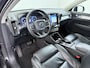 Volvo XC40 2.0 T5 AWD AUT-8 Leer-Contour+verwarmd Intro-Edition Adap.Cruise Camera Apple Carplay Navi Ecc DAB Pdc Intro Edition Keyless Lmv 19" Elek.Achterklep Lane Keeping BLIS Cross Traffic Alert Road Sign Info Pilot Assist Zeer complete unieke XC40 € 60.000 nieuw! 2.100kg trekvermogen!