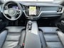 Volvo XC60 2.0 T6 Recharge 350 pk AWD Ultra Black Edition Trekhaak Nappa Vol Leder Head Up Display 360 Camera Luchtvering Massage Stoelen Panodak Harman Kardon Audio Dashcam NL Auto 1e Eigenaar Vol Opties Plug in Hybride