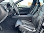 Volvo XC60 2.0 T6 Recharge 350 pk AWD Ultra Black Edition Trekhaak Nappa Vol Leder Head Up Display 360 Camera Luchtvering Massage Stoelen Panodak Harman Kardon Audio Dashcam NL Auto 1e Eigenaar Vol Opties Plug in Hybride