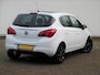 Opel Corsa 1.4 Color Edition met Navigatie via CarPlay, Stoel+Stuurverwarming, Armsteun