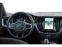 Volvo XC60 T6 350PK Automaat AWD Plus Black Edition / Trekhaak / Panoramadak / BLIS / Adaptieve cruise control / Keyless entry / Stoel - en stuurwielverwarming / elektrische stoelen met geheugen / Parkeersensoren met 360 camera / Elektrische achterklep