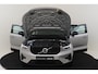 Volvo XC40 B4 (M-HYBRID) PLUS DARK -CAMERA|ADAP.CRUISE|VERW.VOORRUIT|TREKHAAK|PRIVACY.GLAS|20"