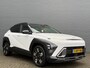 Hyundai Kona New 1.6 GDI HEV 141pk DCT Premium Two Tone | Trekhaak | Navigatie | BOSE Speakers | Stoelventilatie | Stoel & Stuurverwarming