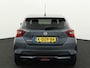 Nissan Micra 1.0 IG-T Tekna Airco auto, Apple Carplay/Android Auto, Autonomous Emergency Braking, Bluetooth, Boordcomputer, Cruise control, Parkeersensor achter, Rijstrooksensor met correctie, Voorstoelen verwarmd, Elek De Nissan Micra 1.0 IG-T Tekna uit 2020 is een compacte en zuinige hatchback die zeer geschikt is voor dagelijks gebruik. De 1,0 liter turbobenzinemotor levert vlotte prestaties en is tegelij