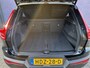 Volvo XC40 1.5 T3 Momentum Pro | Stoelverwarming | Keyless entry/start | 19"lm velgen | Parkeersensoren V+A | Parkeercamera | Metallic lak |