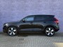 Volvo XC40 1.5 T3 Momentum Pro | Stoelverwarming | Keyless entry/start | 19"lm velgen | Parkeersensoren V+A | Parkeercamera | Metallic lak |