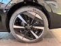 Peugeot e-308 SW GT 54 kWh Climate Control | Voorstoelen Elek. Verstelbaar | Elek. Kofferklep | Full Map Navigatie | Apple Carplay / Android Auto | 360 Camera | Parkeersensoren | Bekleding Half Leder / Alcantara | Direct uit Voorraad Leverbaar!
