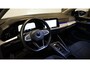 Volkswagen Golf VIII 1.5 eTSI Style AUTOMAAT-ACC-AMBIANCE-CAMERA-CRUISE-KEYLESS-NAVIGATIE-VIRTUEEL
