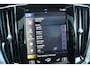 Volvo V60 T4 Automaat Momentum Pro | Trekhaak | Schuif/kanteldak | Verw. Voorstoelen | Getint glas | 18" LMV