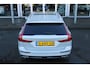 Volvo V60 T4 Automaat Momentum Pro | Trekhaak | Schuif/kanteldak | Verw. Voorstoelen | Getint glas | 18" LMV