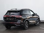 Volkswagen Tiguan 1.5 eHybrid R-Line | Trekhaak wegklapbaar | 360° camera | Head-up | HD-Matrix LED | Black style |