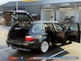 BMW 5-Serie Touring 525i Business Line | Pano | Leer | Autom | Navi