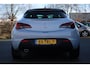 Opel Astra GTC 1.4 Turbo Sport 140pk Clima/Cruise/Bi-Xenon/Navi/Bluetooth/PDC/RadioCD/19"LM/Trekhaak/APK:12-12-2026/GoedOnderhoud