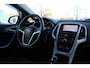 Opel Astra GTC 1.4 Turbo Sport 140pk Clima/Cruise/Bi-Xenon/Navi/Bluetooth/PDC/RadioCD/19"LM/Trekhaak/APK:12-12-2026/GoedOnderhoud