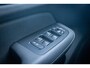 Volvo V60 2.0 T6 Plug-in hybrid AWD Plus Dark | PHEV | Trekhaak | Harman Kardon Audio | 360 Graden Camera | Apple Carplay | Android Auto | Keyless Entry | Elektrisch Verstelbare Voorstoelen | Verwarmde Voorruit | Verwarmde Voorstoelen en Achterbank