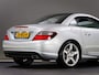 Mercedes-Benz SLK 200 AMG-Line (SFEERVERLICHTING, STOEL- & NEKVERWARMING, NAVIGATIESYSTEEM, CRUISE CONTROL, BLUETOOTH)