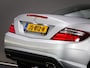 Mercedes-Benz SLK 200 AMG-Line (SFEERVERLICHTING, STOEL- & NEKVERWARMING, NAVIGATIESYSTEEM, CRUISE CONTROL, BLUETOOTH)