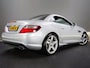 Mercedes-Benz SLK 200 AMG-Line (SFEERVERLICHTING, STOEL- & NEKVERWARMING, NAVIGATIESYSTEEM, CRUISE CONTROL, BLUETOOTH)
