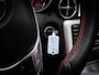 Mercedes-Benz SLK 200 AMG-Line (SFEERVERLICHTING, STOEL- & NEKVERWARMING, NAVIGATIESYSTEEM, CRUISE CONTROL, BLUETOOTH)