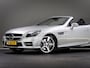 Mercedes-Benz SLK 200 AMG-Line (SFEERVERLICHTING, STOEL- & NEKVERWARMING, NAVIGATIESYSTEEM, CRUISE CONTROL, BLUETOOTH)