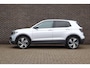 Volkswagen T-Cross 1.0 TSI 95pk Life | Trekhaak | Navigatie | Volautomatische Airconditioning