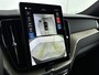 Volvo XC60 NEW MODEL 2.0 T6 Plug-in hybrid AWD Plus Dark | Panoramadak | PDC V+A en 360 Camera | Stoel+stuurverwarming | Head Up Display | Keyless |